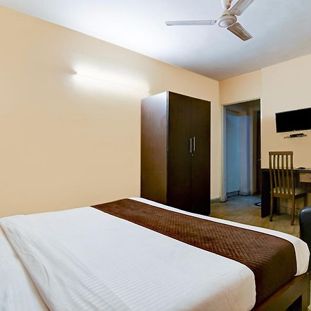 Salt Lake Inn Calcutta Exterior foto