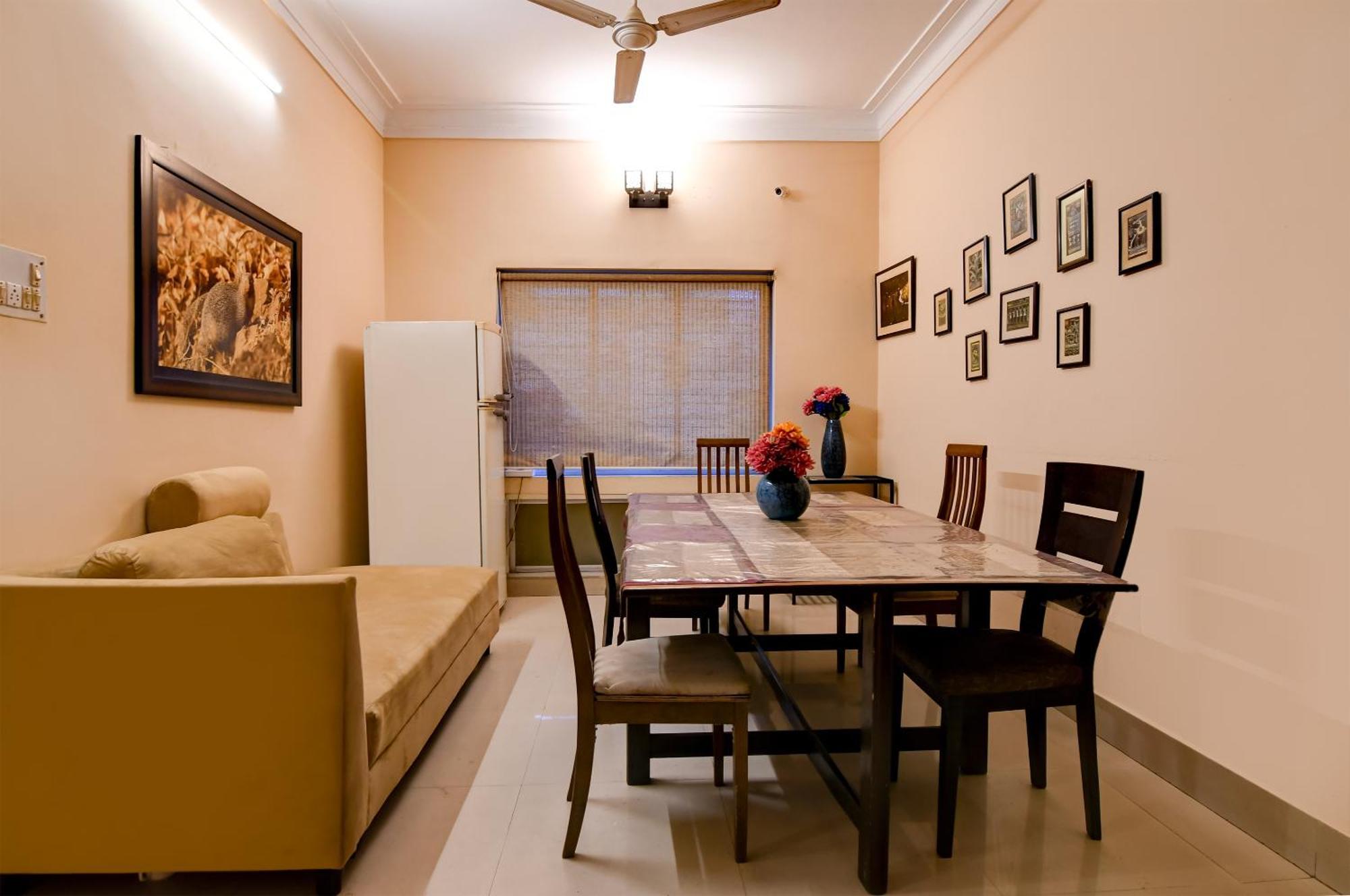 Salt Lake Inn Calcutta Exterior foto