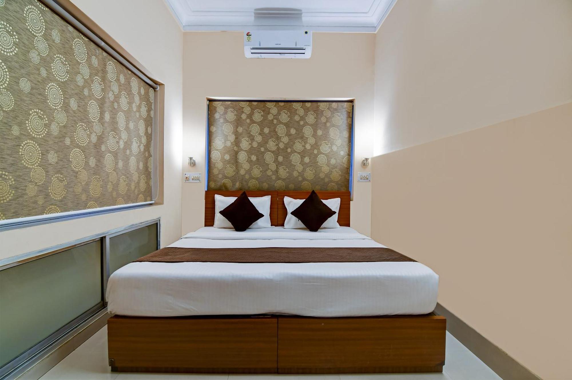 Salt Lake Inn Calcutta Exterior foto